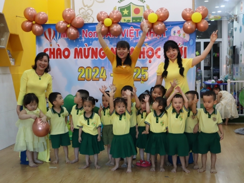 CÁC BÉ KHAI GIẢNG NĂM HỌC 2024 - 2025