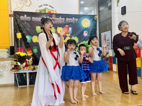 Trung thu MN Tân Việt Nhật 2023