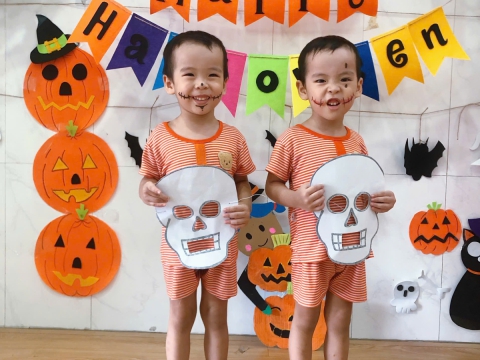 Hình ảnh các hoạt động học tập, vui chơi của cô và trò Mầm Non Tân Việt Nhật