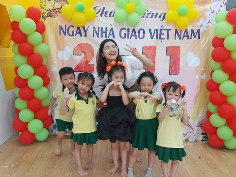 Hình ảnh các hoạt động học tập, vui chơi của cô và trò Mầm Non Tân Việt Nhật