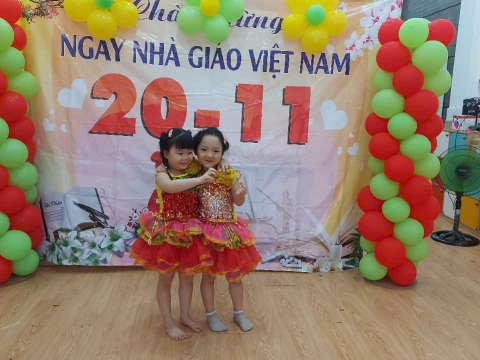 Hình ảnh các hoạt động học tập, vui chơi của cô và trò Mầm Non Tân Việt Nhật