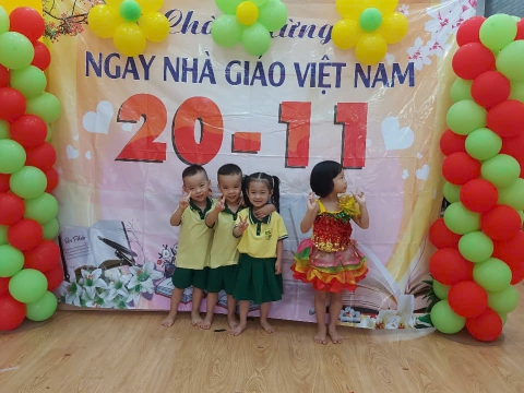 Hình ảnh các hoạt động học tập, vui chơi của cô và trò Mầm Non Tân Việt Nhật